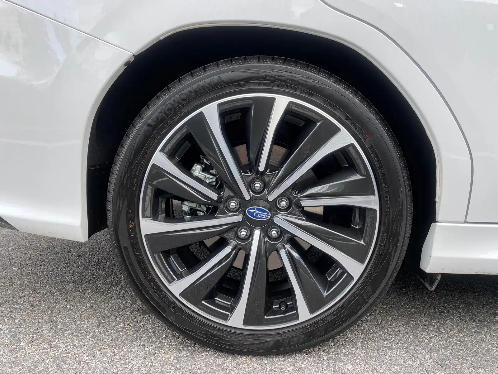 Фото 25 - Subaru WRX