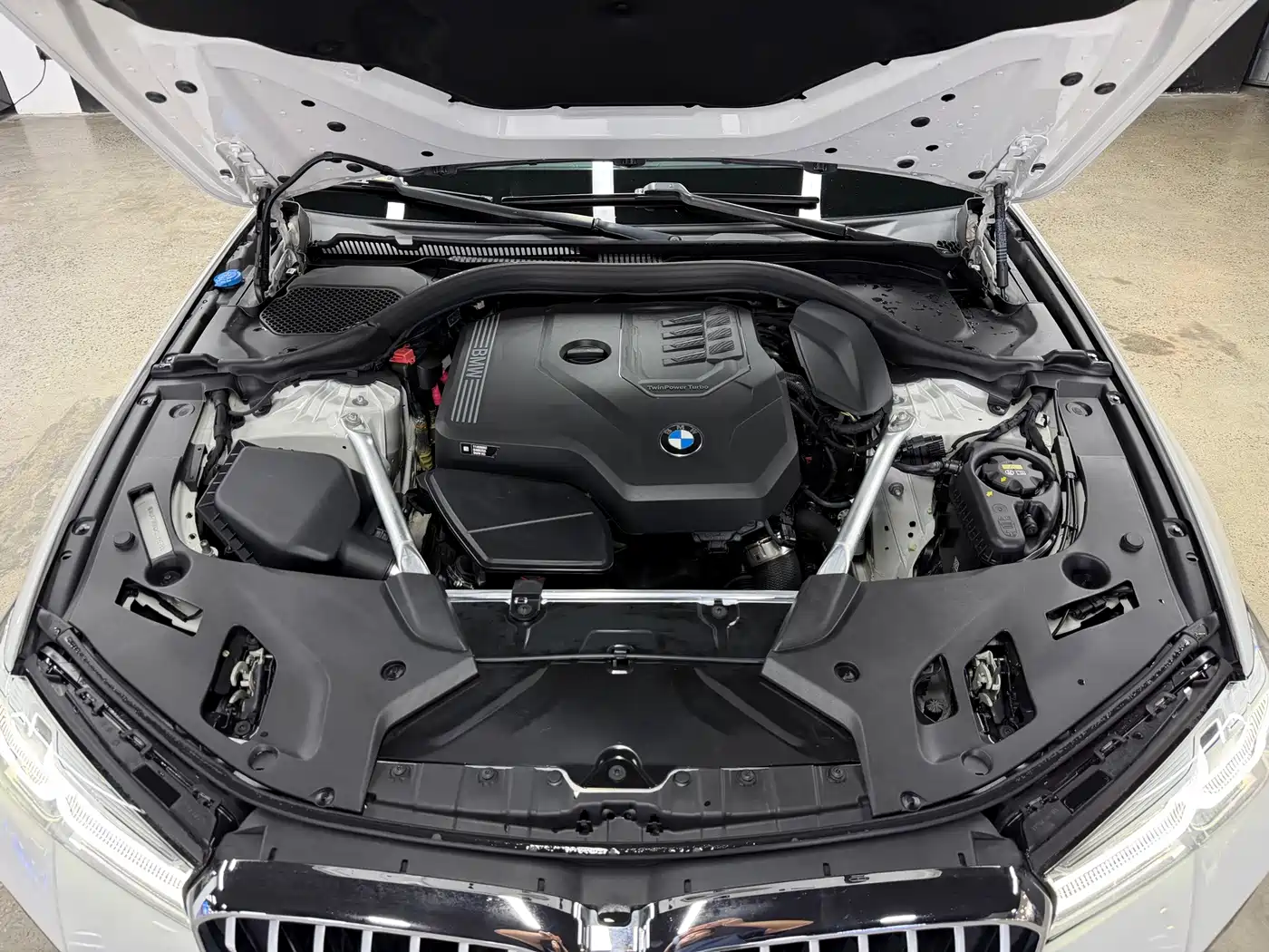 BMW 5 Series (Import) 2023 2022 525i M Sport Package