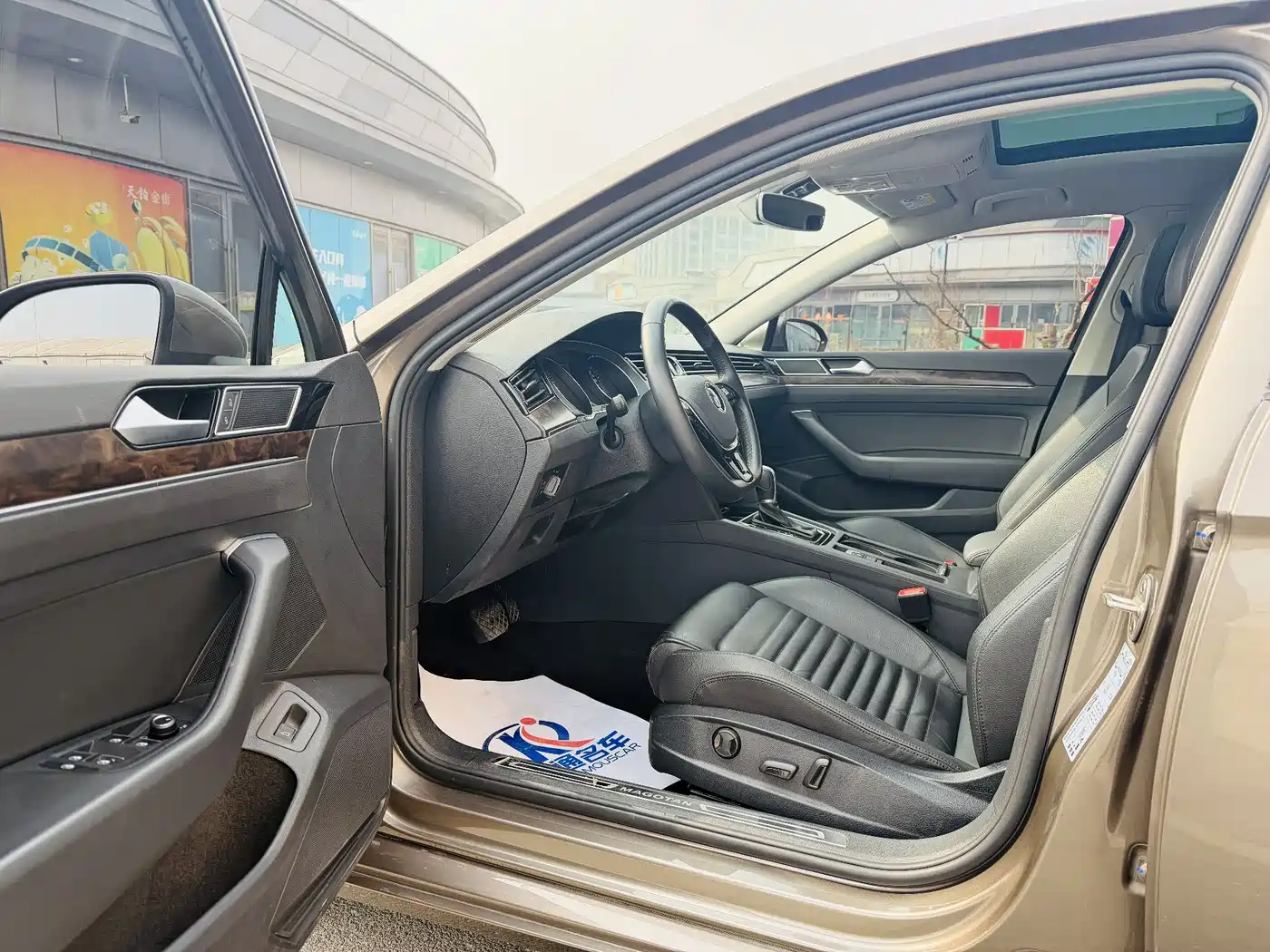 Volkswagen Magotan 2019 330TSI DSG Luxury Class China VI фото 7