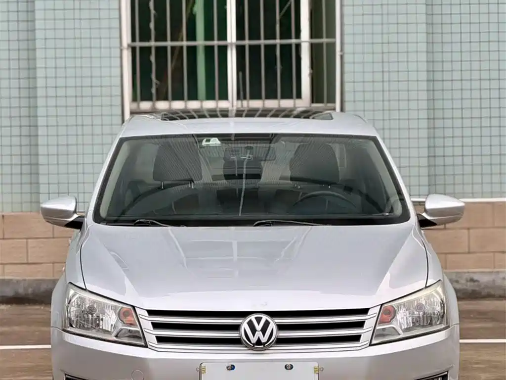 Volkswagen Santana 2013 1.6L Automatic Comfort Edition фото 7