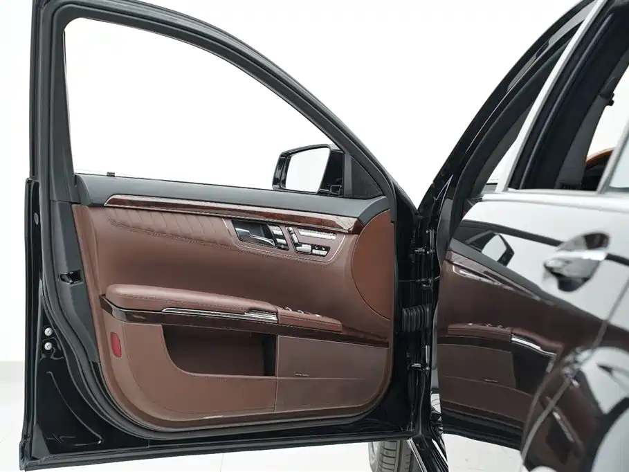 Mercedes-Benz S-Class 2010 2010 S 600 L
