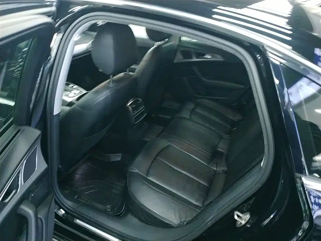 Audi A6L 2016 30 FSI Technology фото 15
