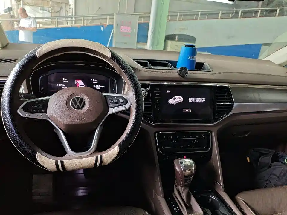 Volkswagen Viloran 2020 330TSI Luxury Edition фото 4