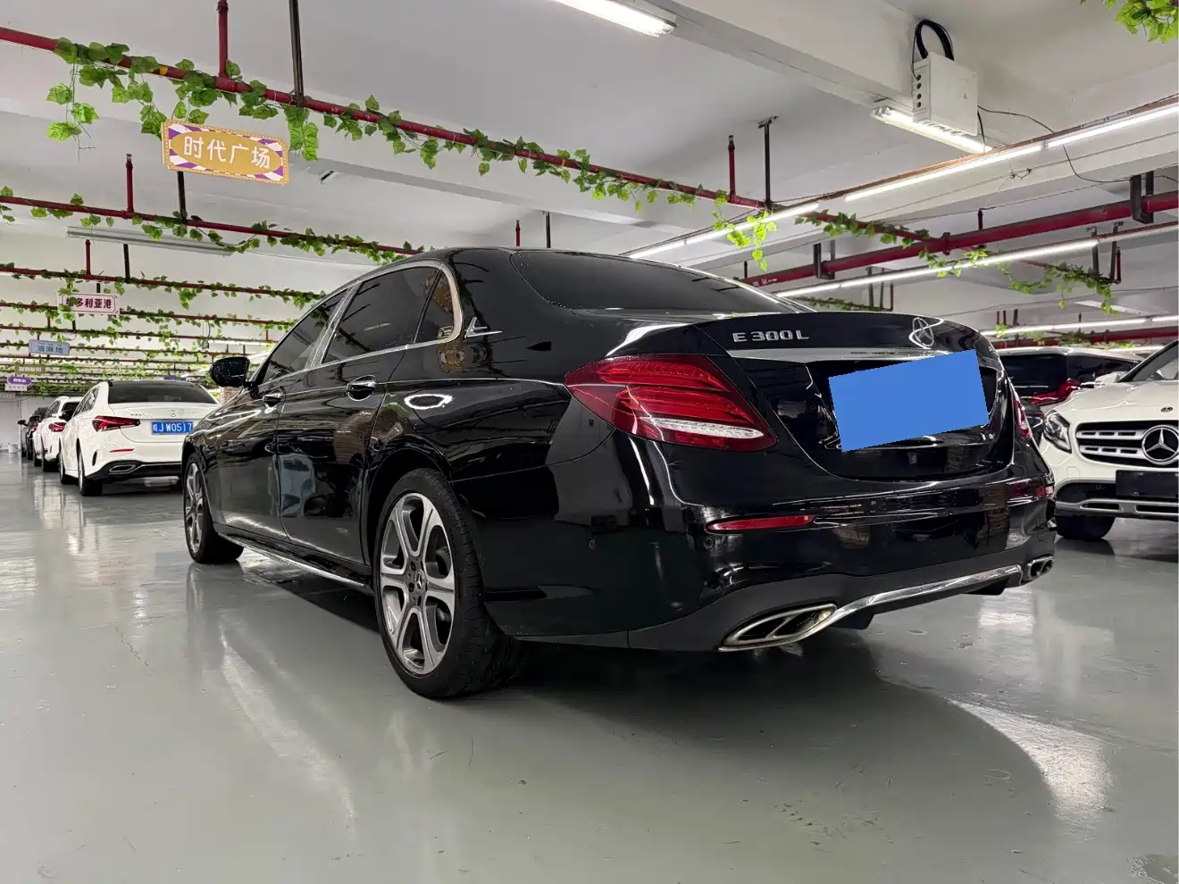 Фото 9 - Mercedes-Benz E-Class