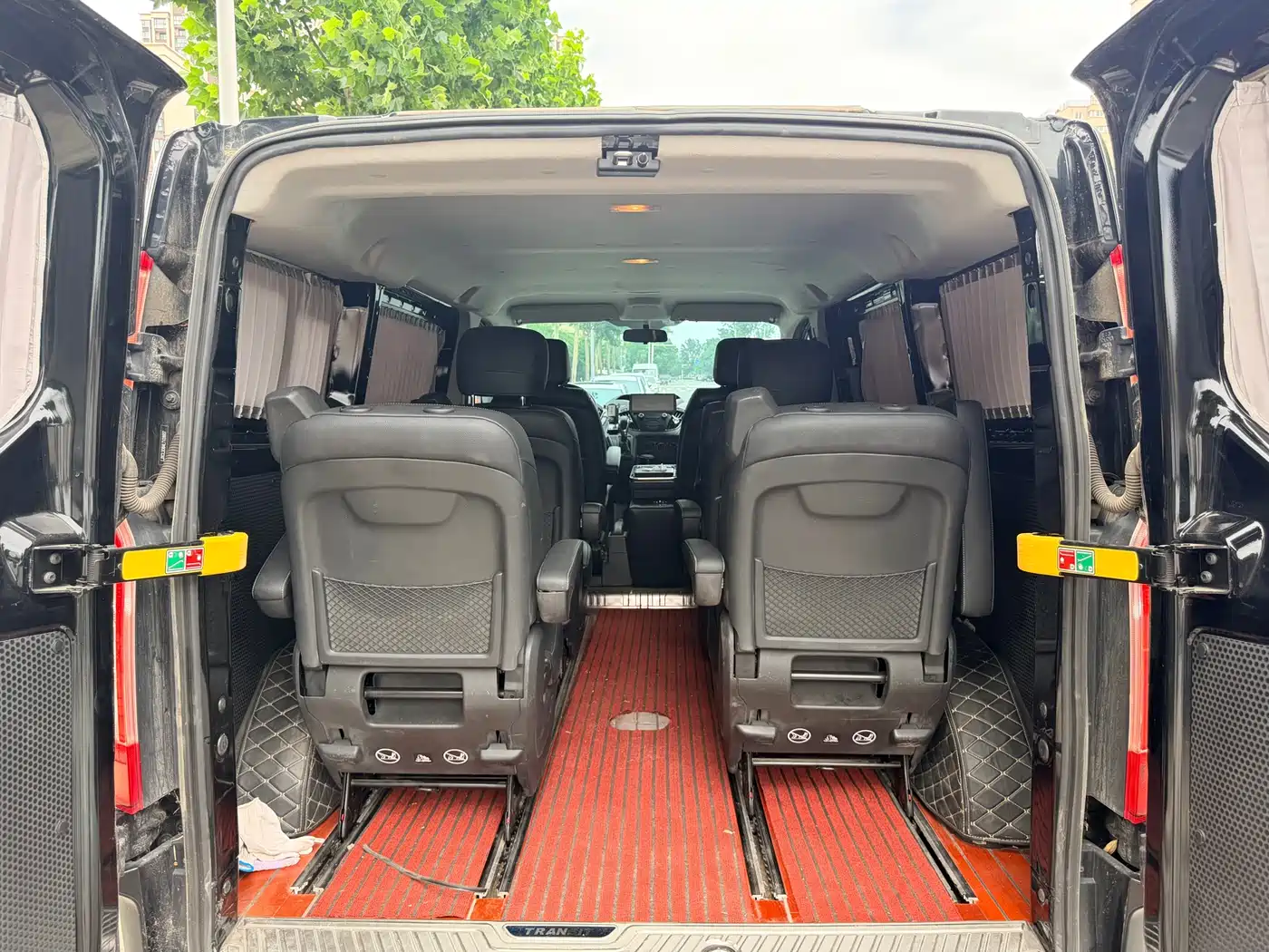 Ford Transit 2019 2.0T Gasoline Automatic Business Travel Short Wheelbase Low Roof 7-Seater China VI фото 9