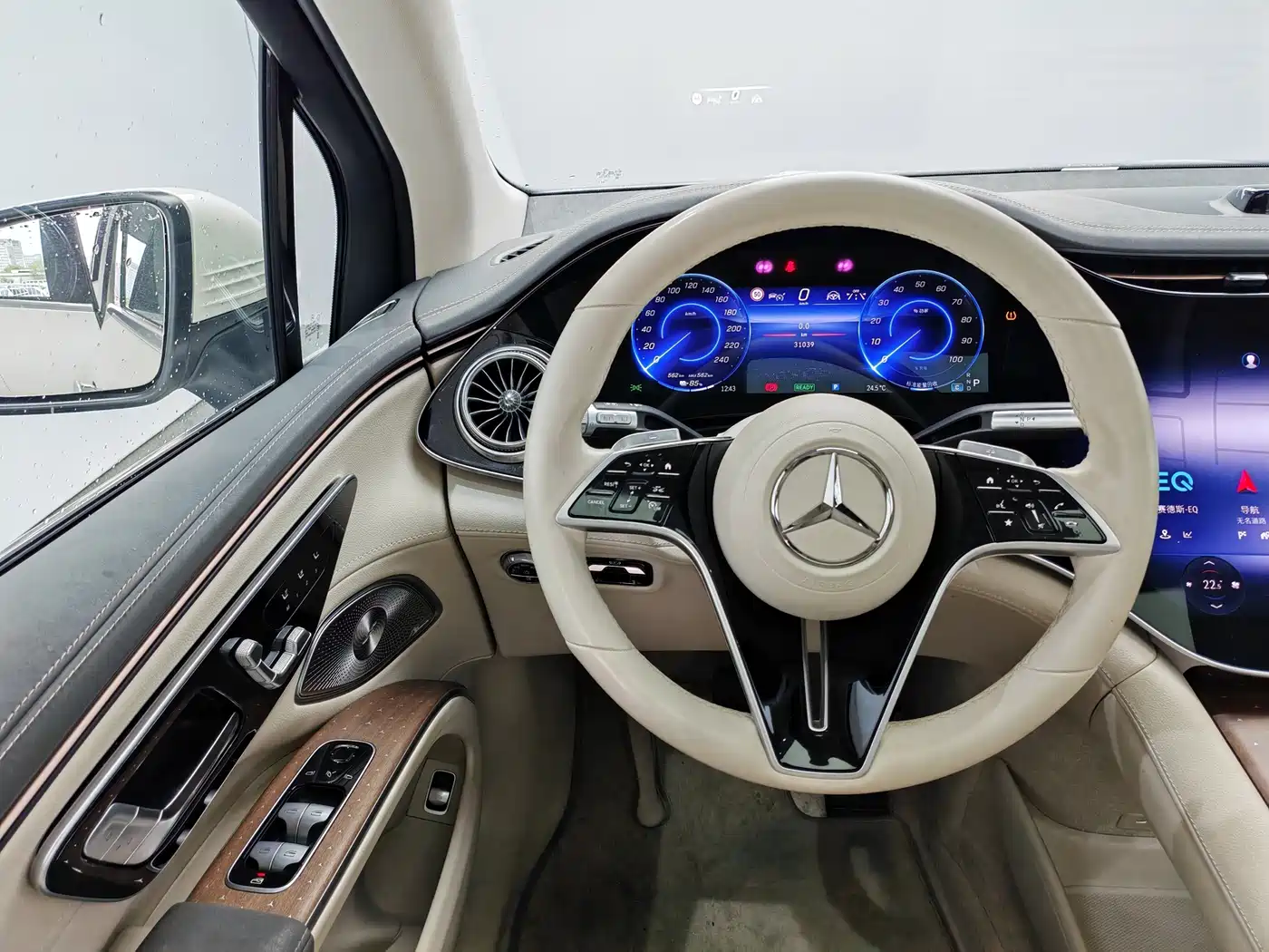Mercedes-Benz EQS SUV 2023 450 4MATIC Luxury Edition фото 9