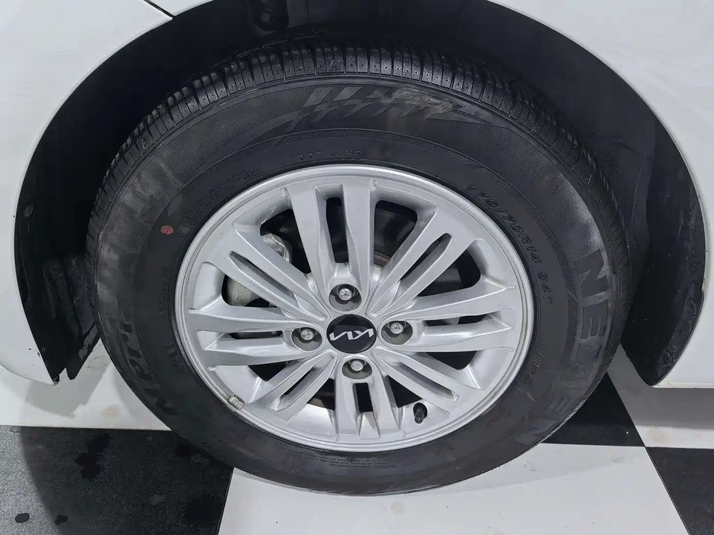 Kia Pegas 2023 2020 1.4L Auto Comfort Sunroof Version