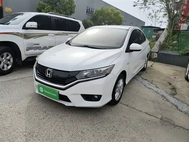  Honda Greiz 2016 1.5L CVT Fashion Edition