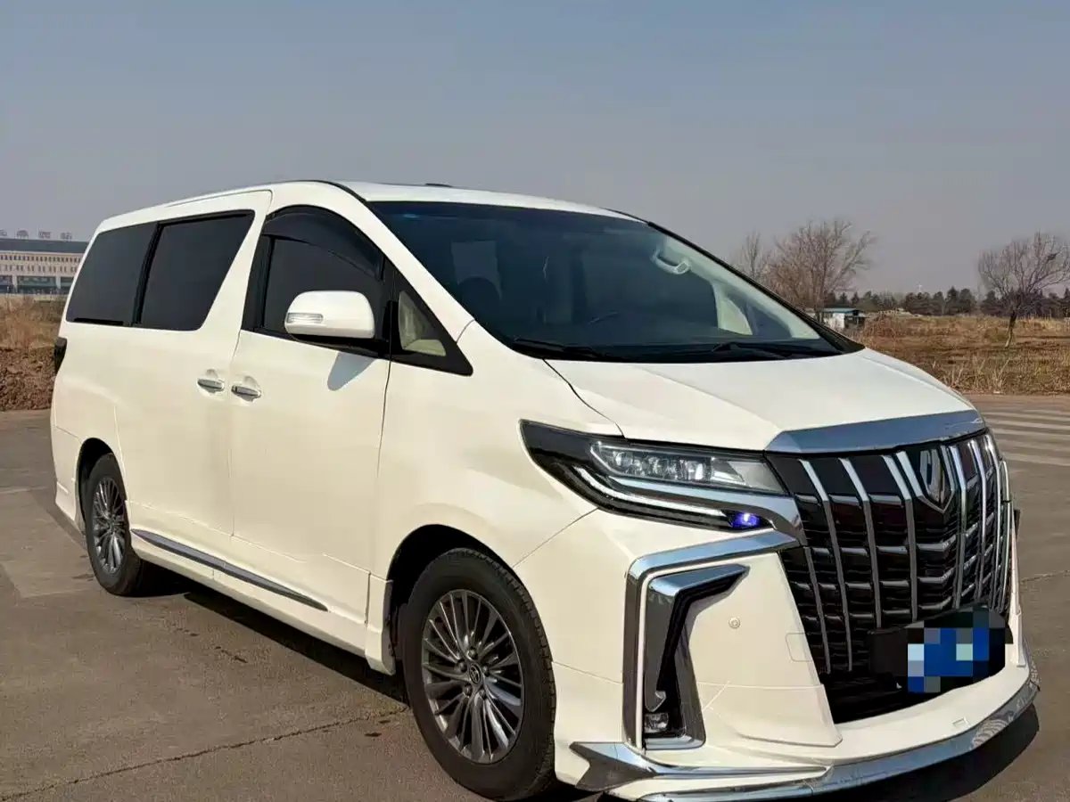 Toyota Alphard 2012 3.5L Luxury Edition фото 3