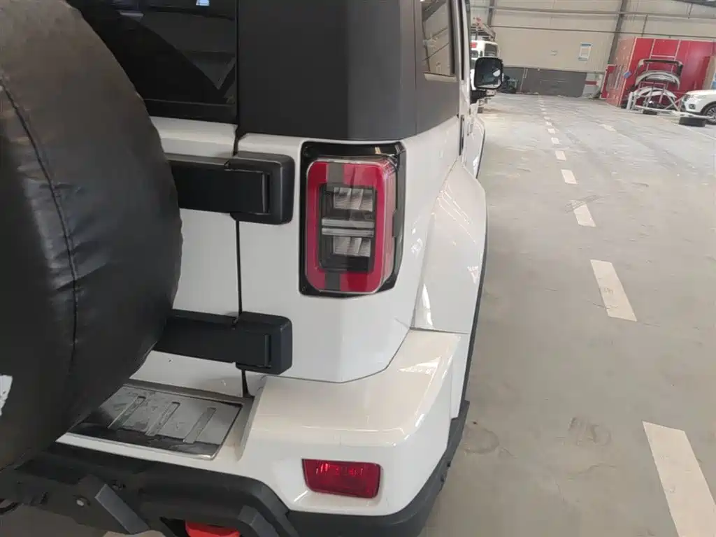 BAIC ORV Beijing Offroad BJ40 2019 PLUS 2.3T Automatic 4WD Luxury Edition China VI фото 24