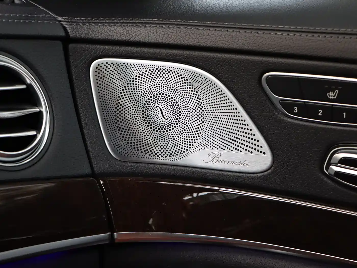 Mercedes-Benz Maybach S-Class 2020 S 450 4MATIC Collector's Edition фото 18