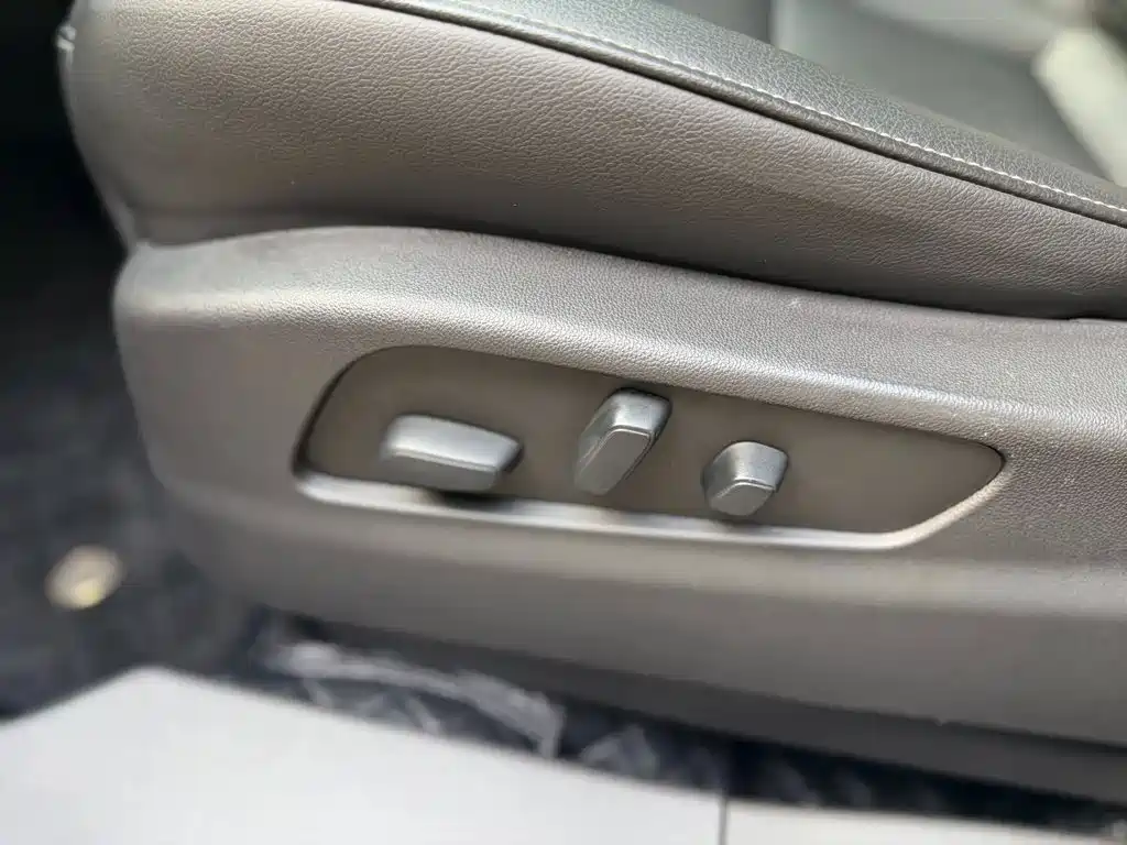 Cadillac XT4 2019 2018 28T 2WD Luxury Sport Type