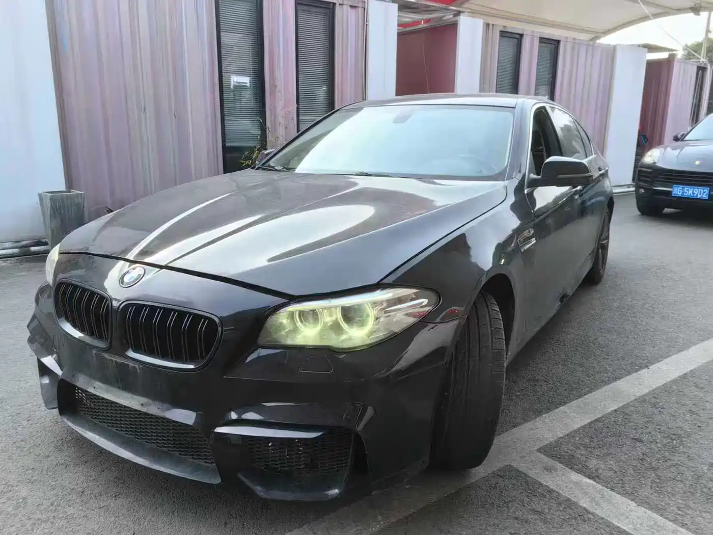 BMW 5 Series 2014 525Li Leading