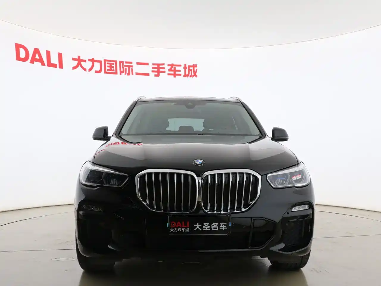 BMW X5 (Import) 2021 xDrive40i M Sport Package фото 2