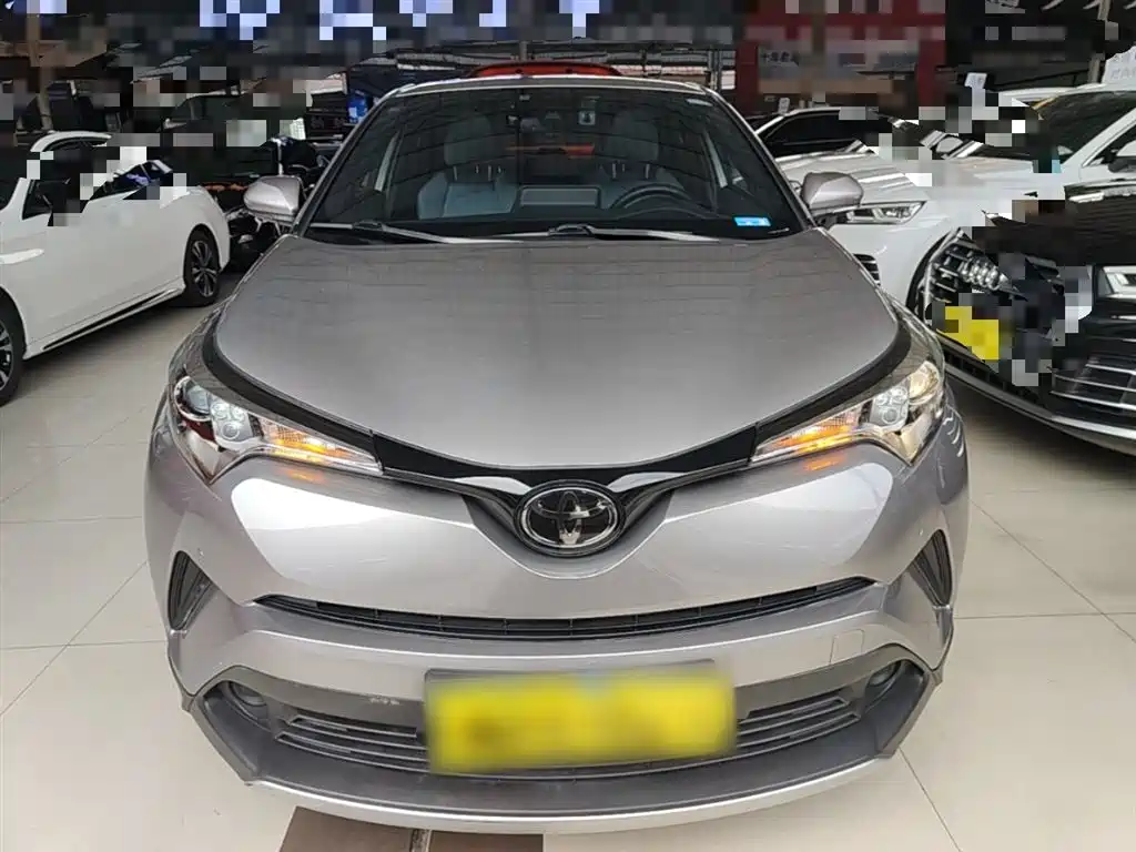 Toyota IZOA 2020 2.0L Yi Xiang CARE фото 3