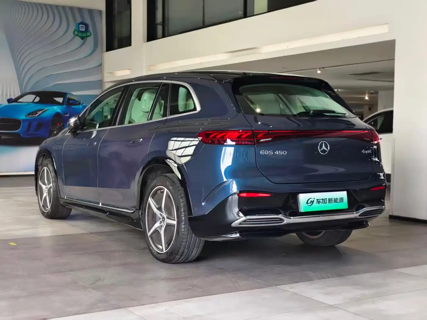 MERCEDES-BENZ EQS SUV