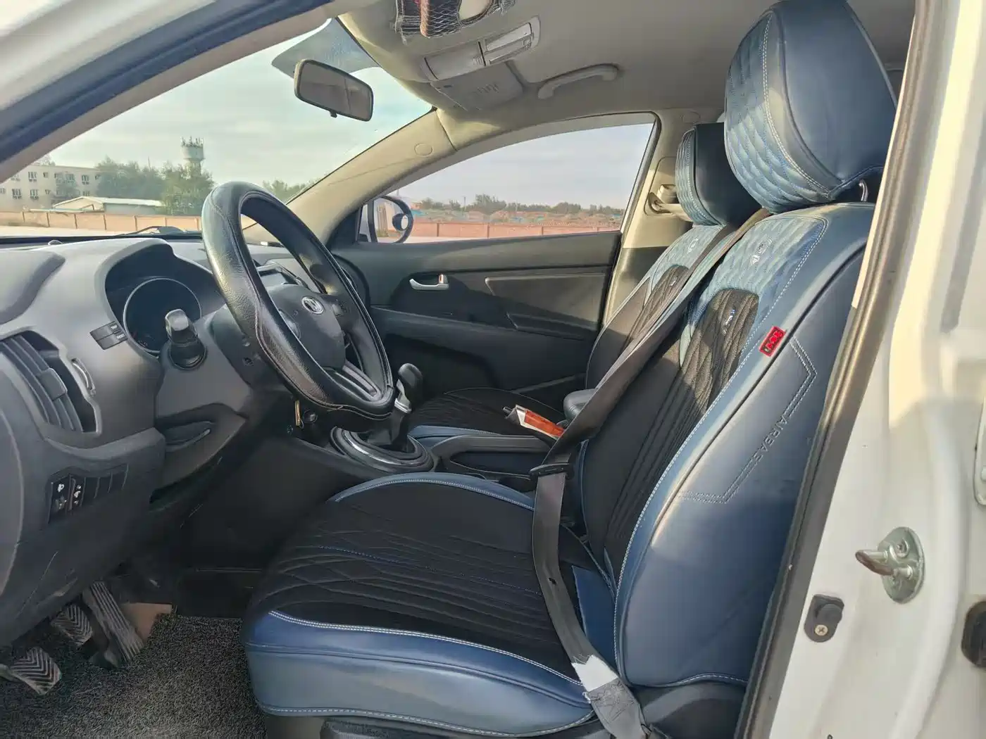 Kia Sportage 2015 2.0L Manual 2WD GL фото 7