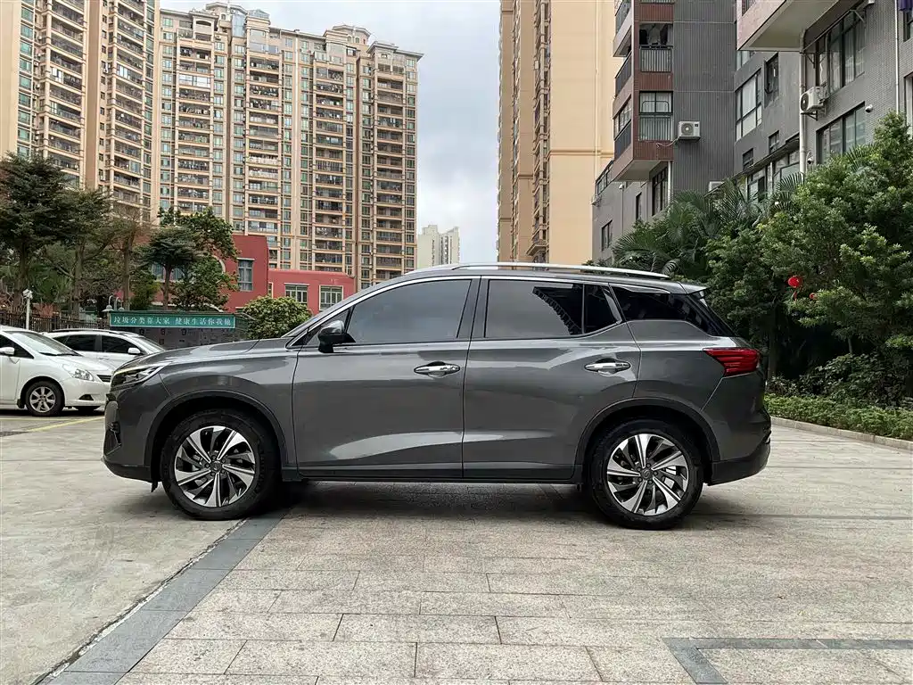 GAC TRUMPCHI GS4