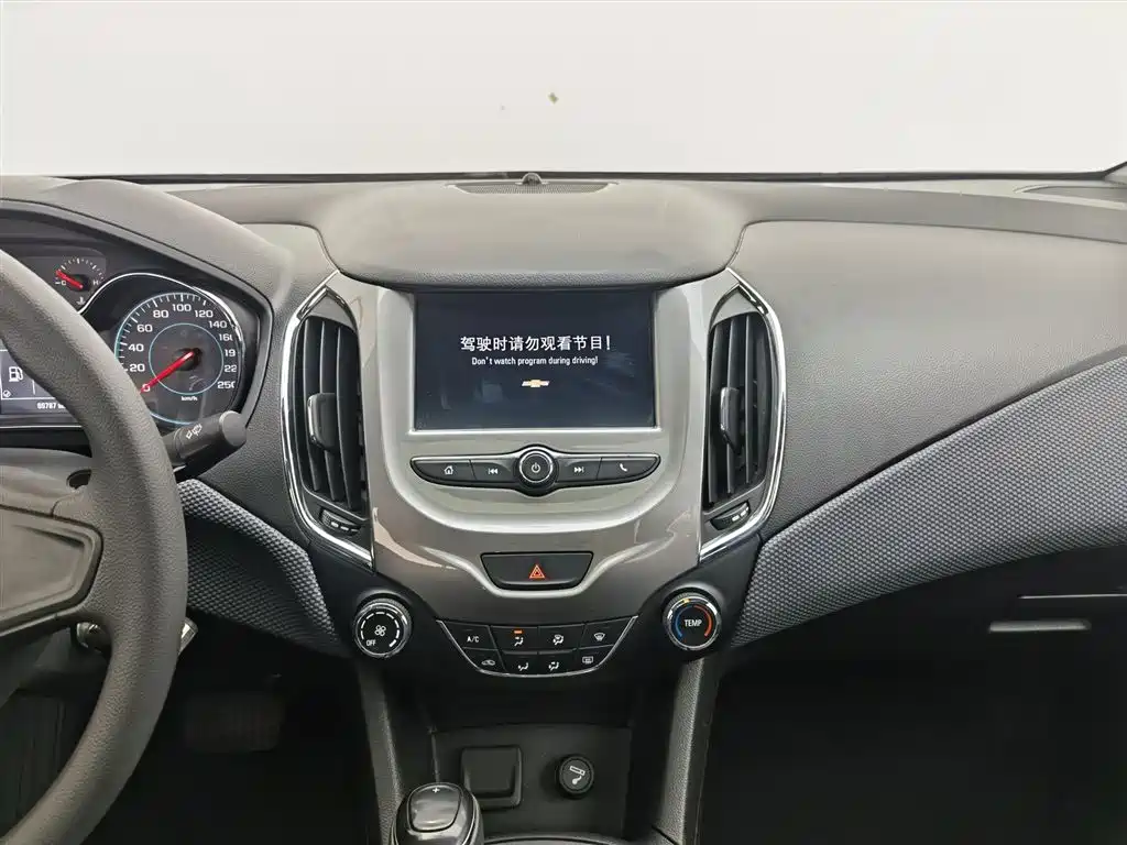 Chevrolet Cruze 2018 320 Automatic Pioneer Sunroof Edition фото 12