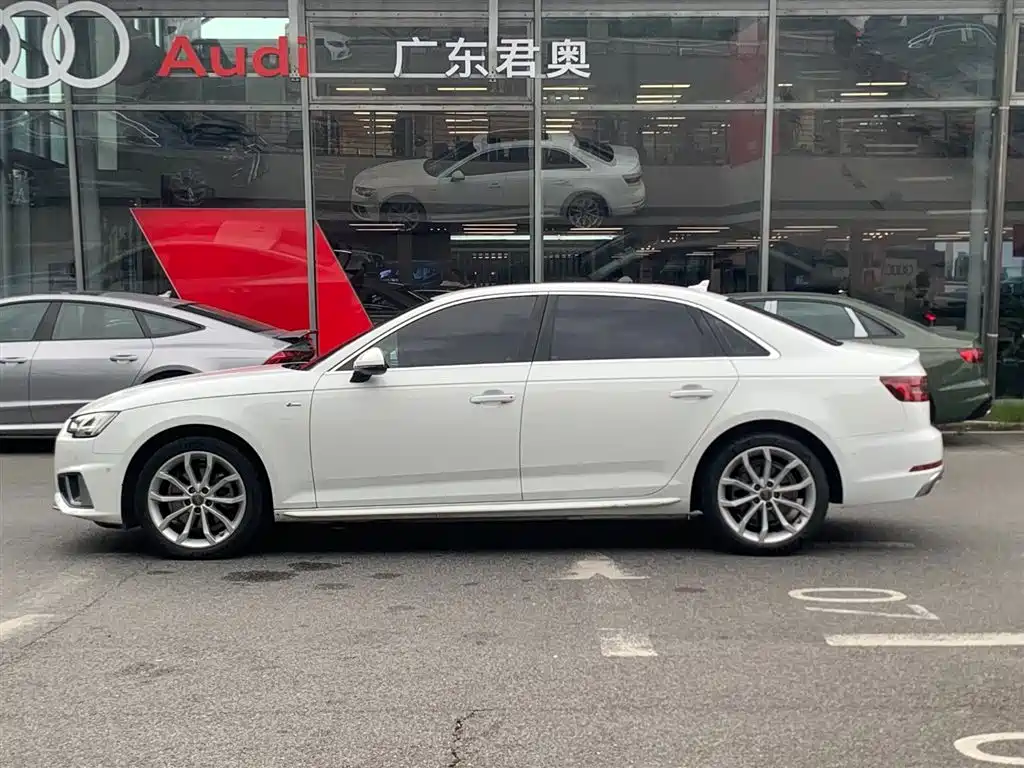 Audi A4L 2019 40 TFSI Fashion (China VI) фото 3