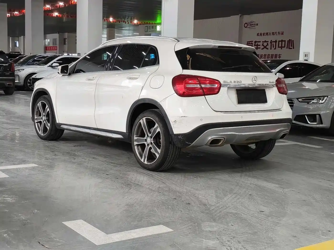 Mercedes-Benz GLA 2015 GLA 220 4MATIC Luxury фото 9