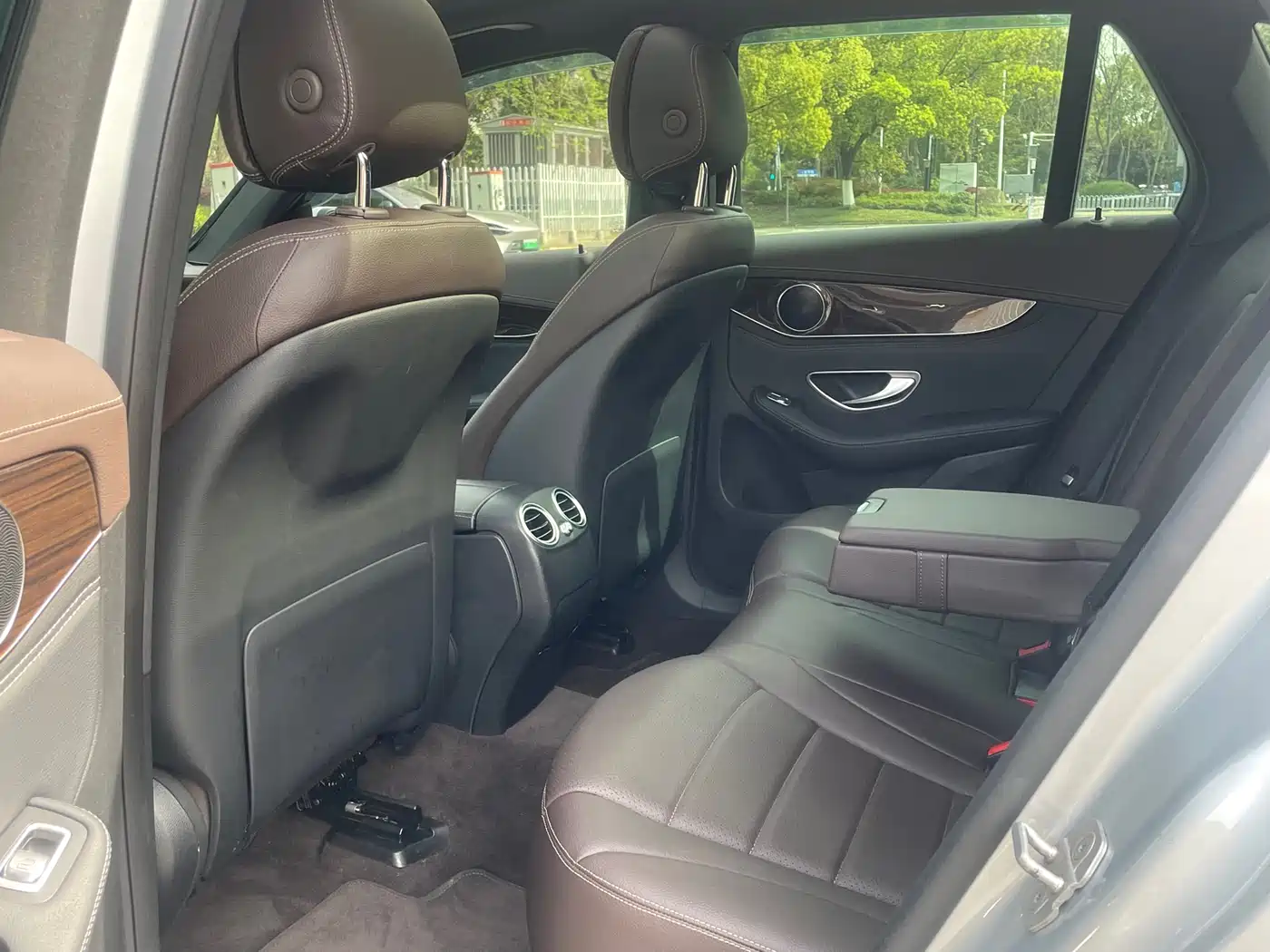 Mercedes-Benz GLC 2016 GLC 260 4MATIC Luxury фото 19