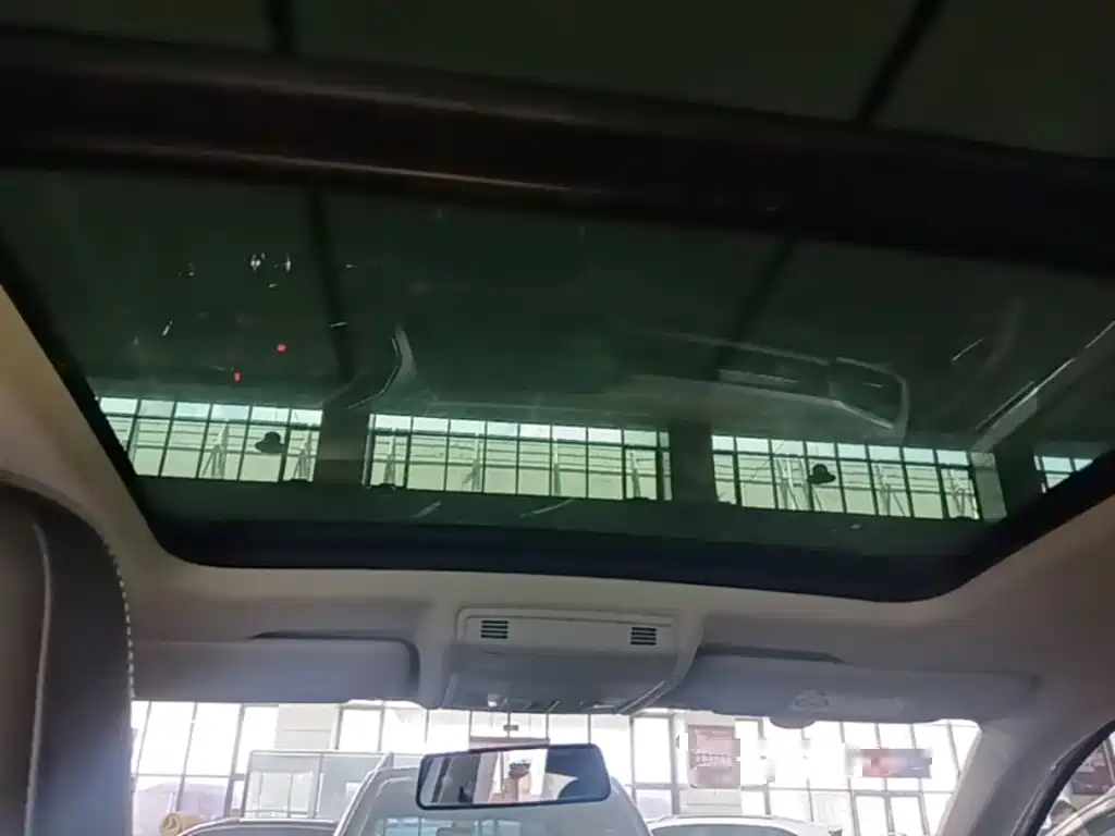 VOLKSWAGEN TU KAI