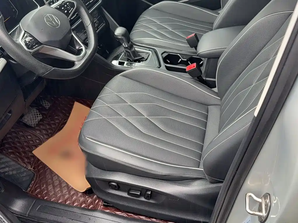Volkswagen Tiguan L 2022 330TSI Automatic 2WD Smart Edition фото 7