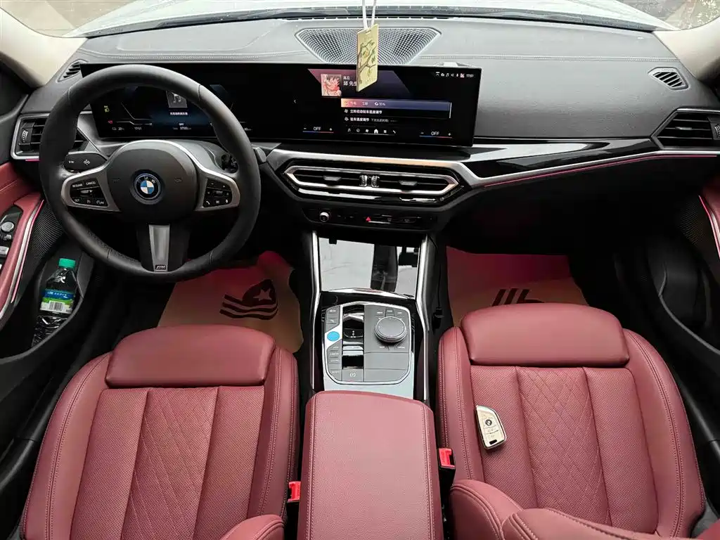 BMW i3 2024 eDrive 35 L фото 9