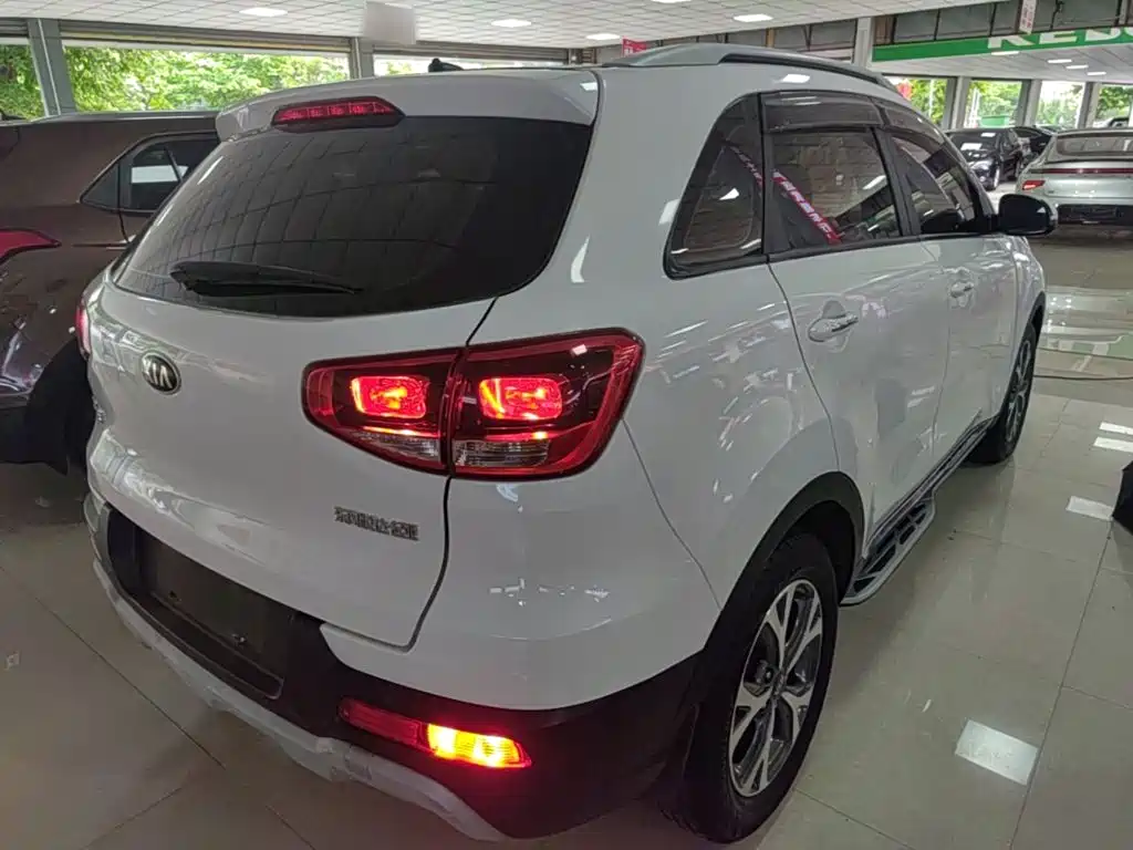 KIA KX3 PROUD RUN