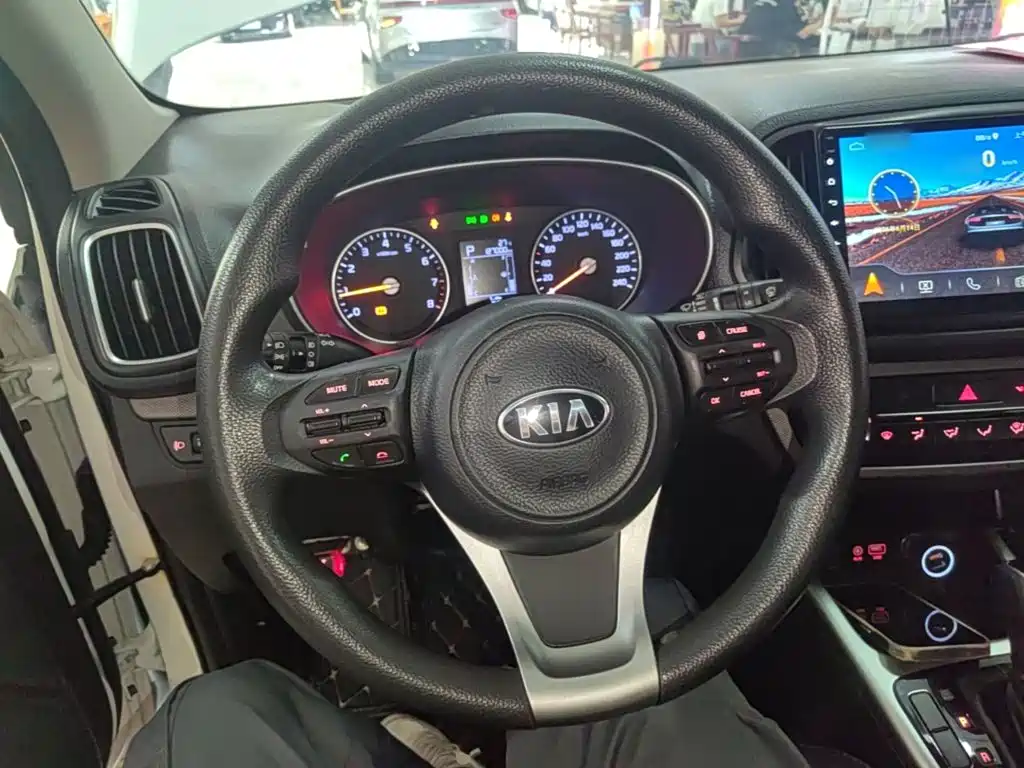 KIA KX3 PROUD RUN