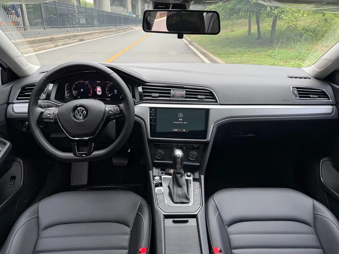 Volkswagen Lamando 2021 280TSI DSG Comfort Edition фото 5