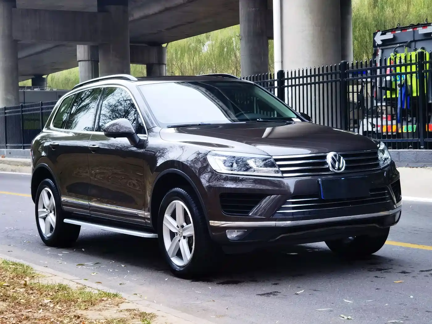 Volkswagen Touareg 2017 3.0TSI Explorer Edition фото 2