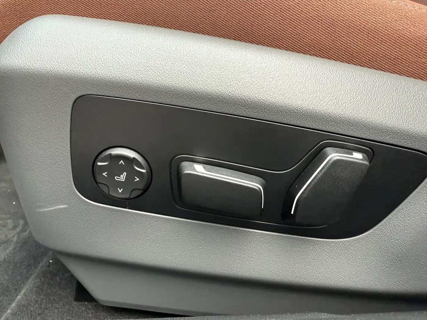 BMW i5 2024 eDrive 35L Premium Luxury Package фото 14