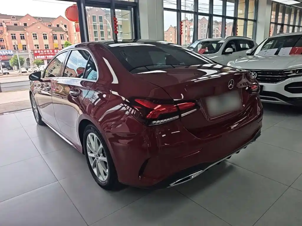 MERCEDES-BENZ CLASS A