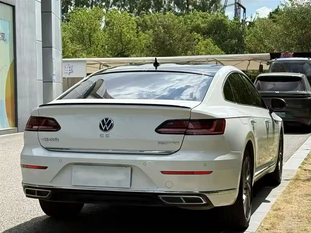 Volkswagen FAW-Volkswagen CC 2021 380TSI Eye-catching Edition фото 11