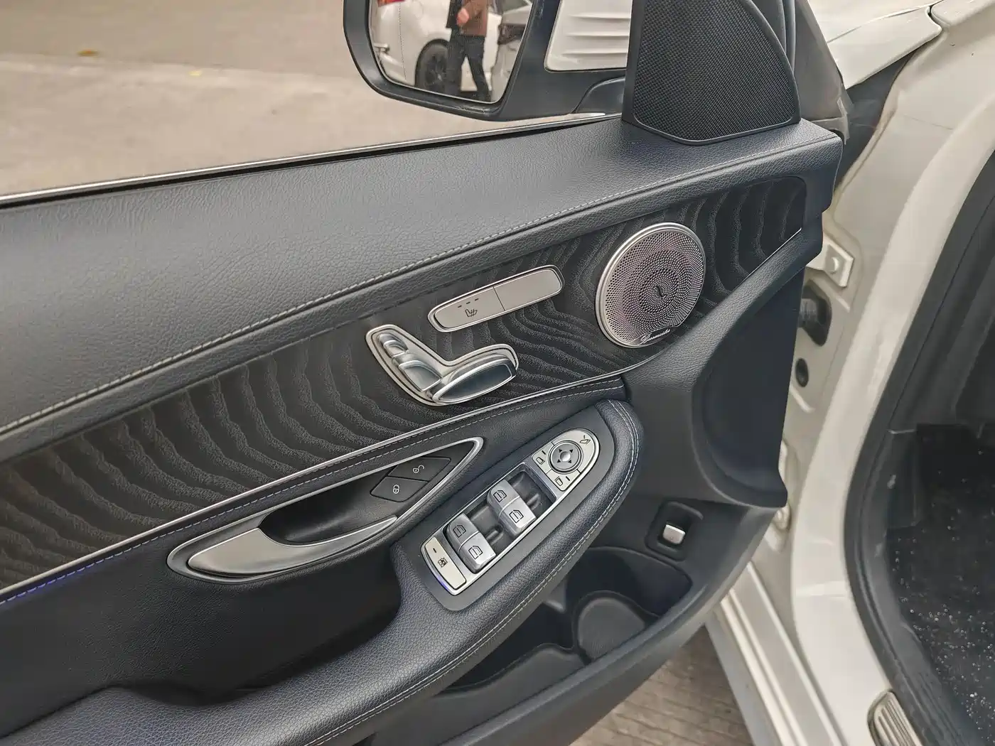 Mercedes-Benz C-Class 2017 Facelift C 200 L Sport Edition фото 5