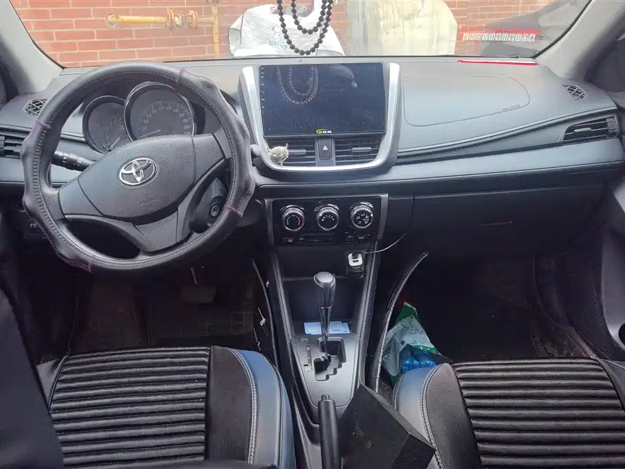 Toyota YARiS L Zhi Xuan 2015 1.5E Auto Charming Edition фото 11