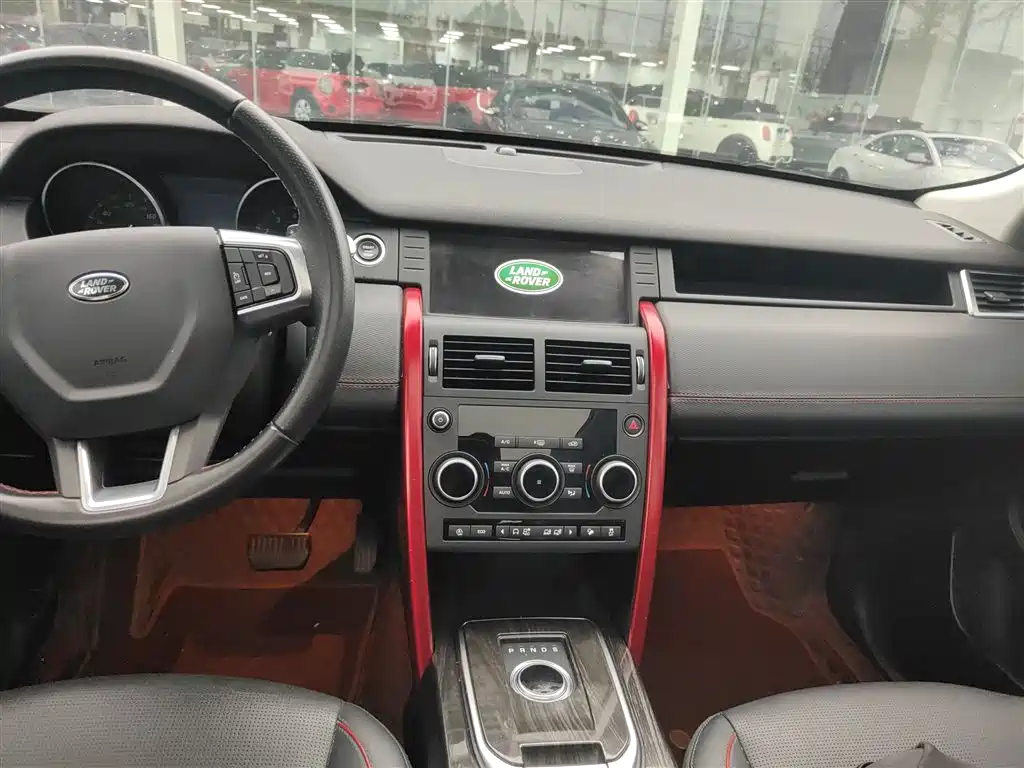Land Rover Discovery Sport 2019 240PS SE Dynamic Edition China VI фото 9