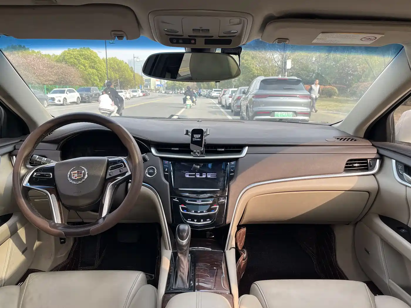 Cadillac XTS 2013 28T Luxury фото 9