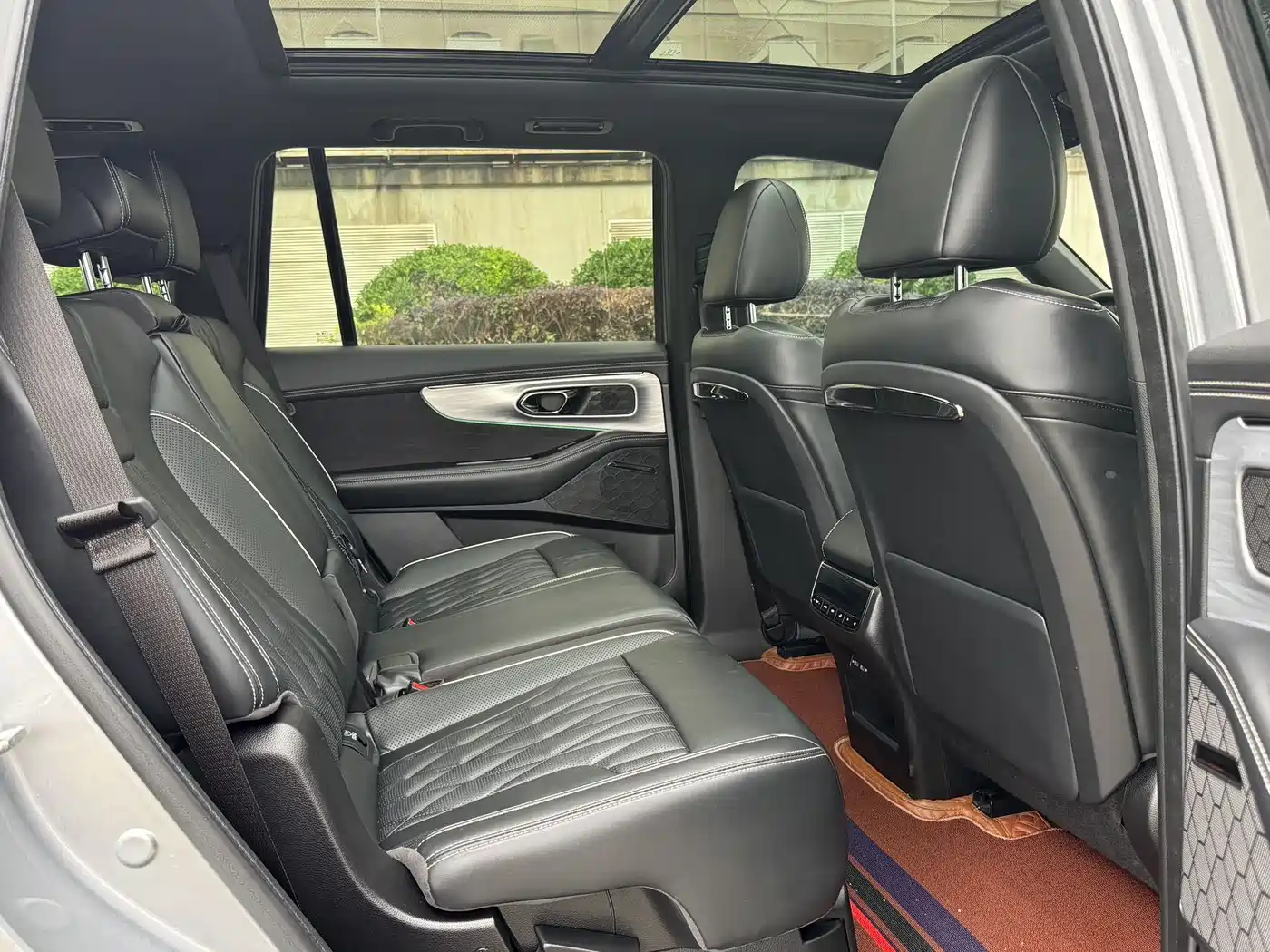 GAC Trumpchi Trumpchi GS8 2022 Hybrid Series 2.0TM 4WD Premium Edition (7-Seater) фото 10