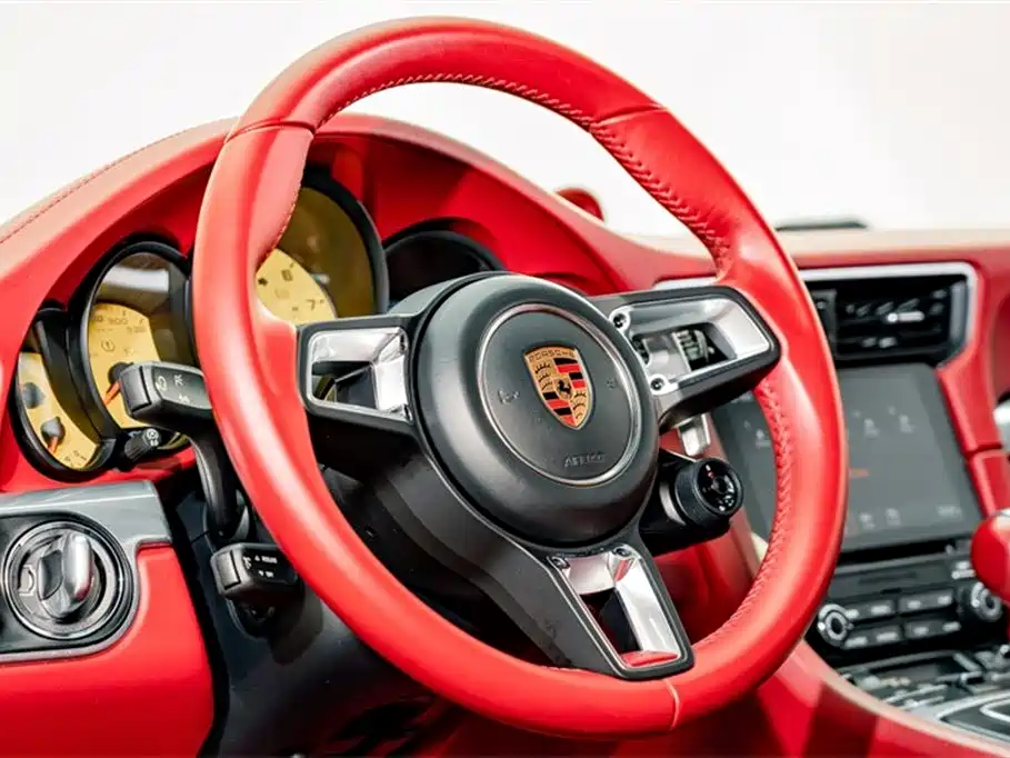 Porsche 911 2016 Carrera 3.0T фото 9