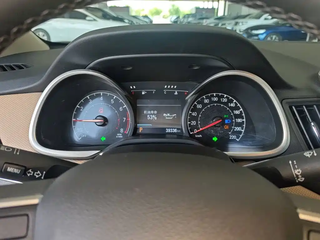 CHEVROLET CRUZE