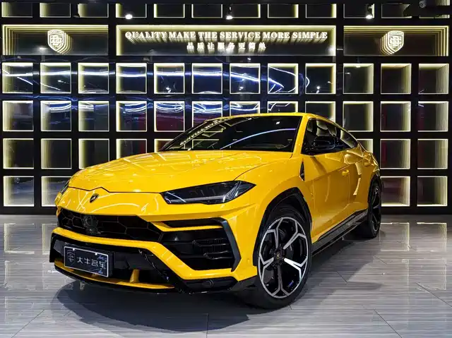 lamborghini urus