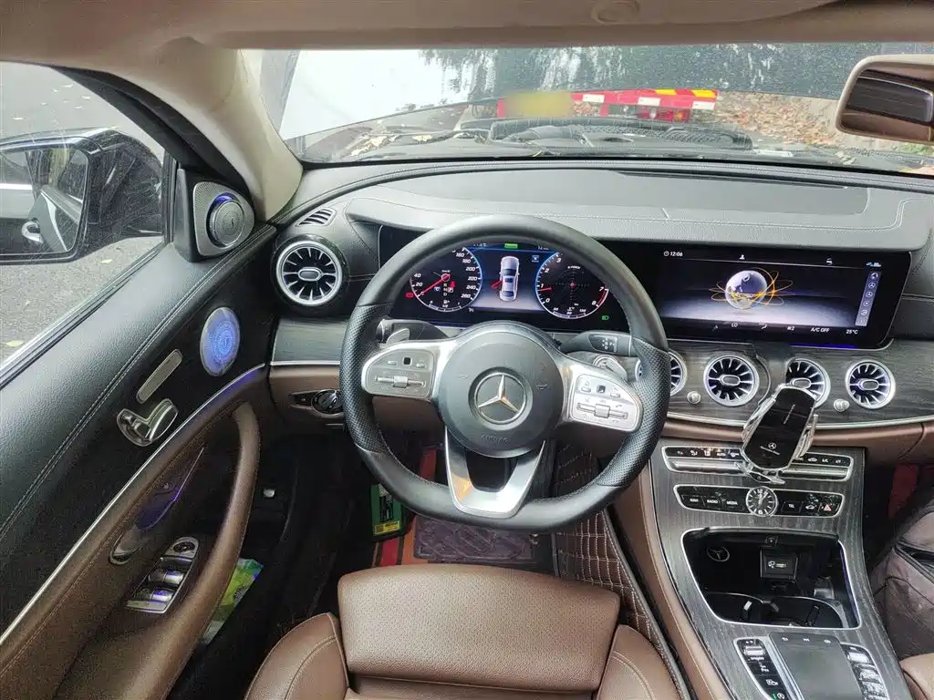 Mercedes-Benz E-Class 2019 E 260 L Sport фото 11