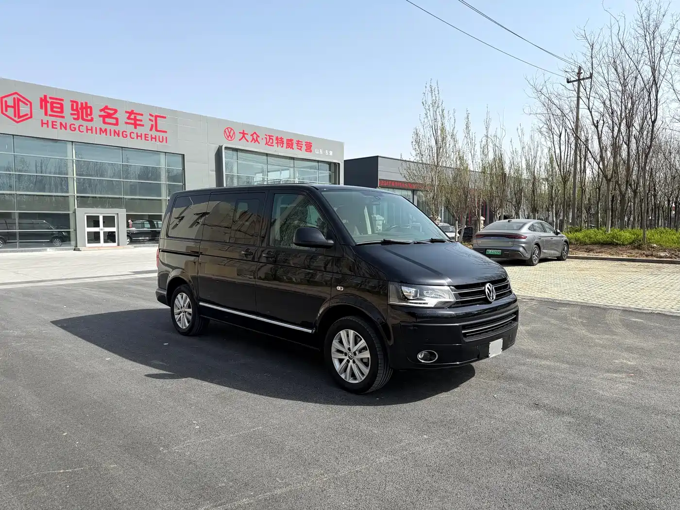 Volkswagen Multivan 2012 2.0TSI 4WD Premium фото 3