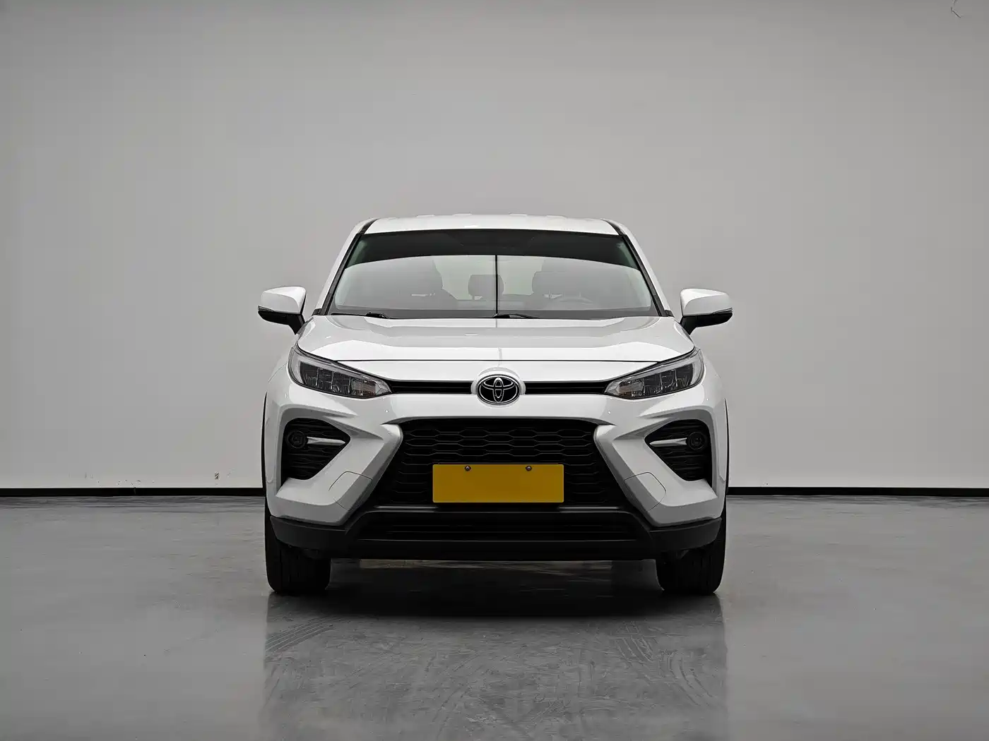 Toyota Wildlander 2024 2.0L CVT FWD Leading Edition фото 2