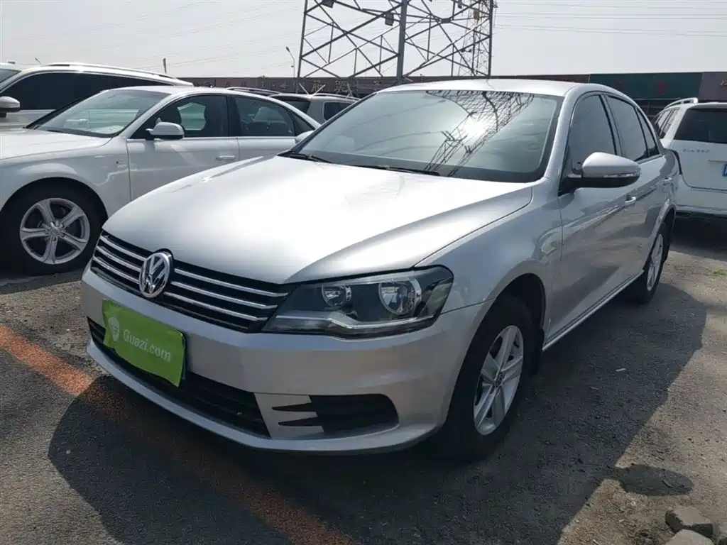 Volkswagen Bora 2014 1.6L Automatic Fashion Edition фото 2