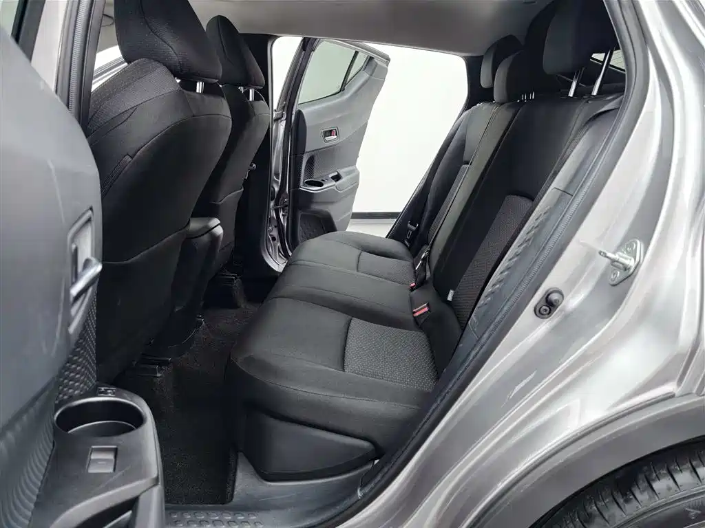 Toyota IZOA 2021 2.0L Yixing Edition фото 17