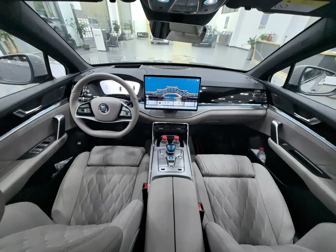 BYD Tang New Energy 2025 Smart Driving Edition DM-i 115KM Flagship фото 7